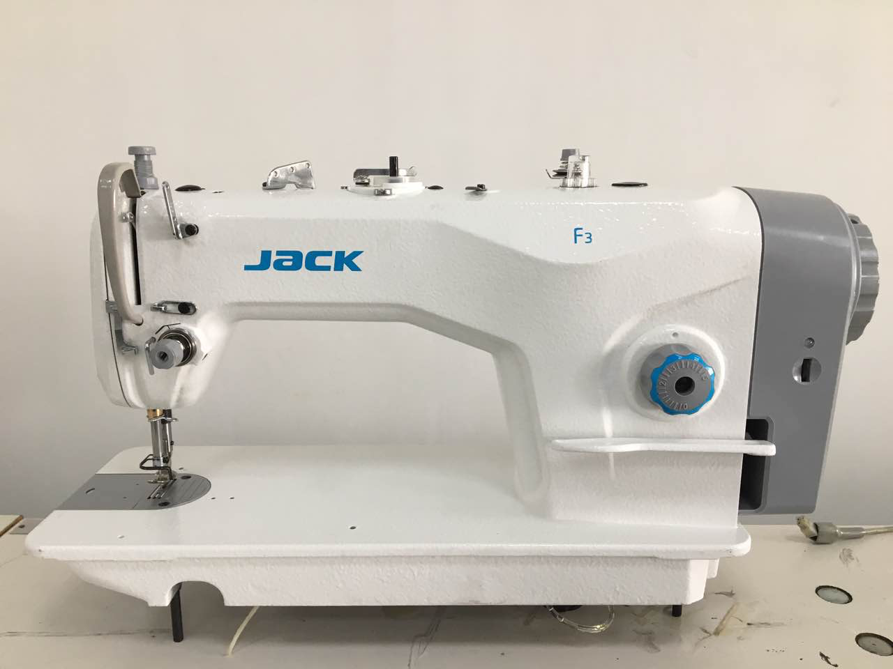 Jack JK-F3 Швейная машина